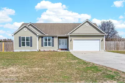 107 Waverly Way, Jacksonville, NC 28540 - Photo 1