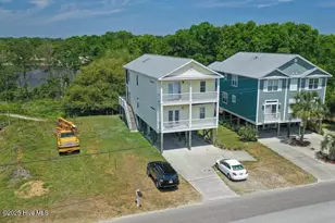314 Spencer-Farlow Dr, Carolina Beach, NC 28428 - Photo 1