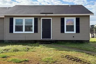 211 Appaloosa Dr, Jacksonville, NC 28540 - Photo 1