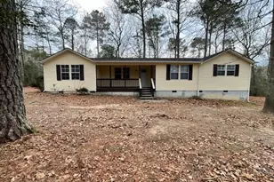 665 Maplewood Ln, West End, NC 27376 - Photo 1