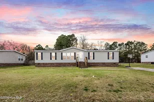 705 Maynard Blvd, Jacksonville, NC 28546 - Photo 1