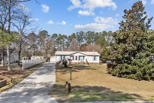 407 Maplewood Dr NW, Calabash, NC 28467 - Photo 1