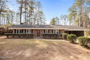 117 Lakeview Dr, Whispering Pines, NC 28327 - Photo 1