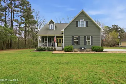 103 S Warren Crossing, Burgaw, NC 28425 - Photo 1