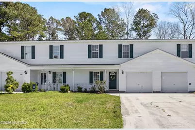 302 Winners Circle S, Jacksonville, NC 28546 - Photo 1