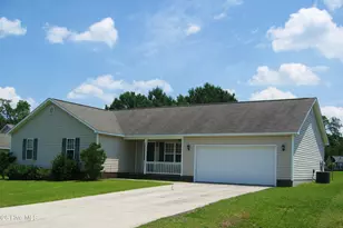 204 Slate Ct, Jacksonville, NC 28546 - Photo 1