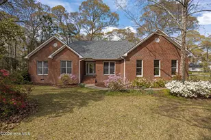 100 Pheasant Dr, New Bern, NC 28562 - Photo 1