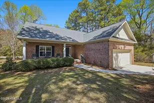 105 E Sanderling Cir, Hampstead, NC 28443 - Photo 1