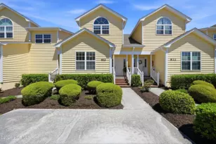 612 Settlers Ln, Kure Beach, NC 28449 - Photo 1