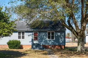 3204 Deer Path Cir, New Bern, NC 28560 - Photo 1