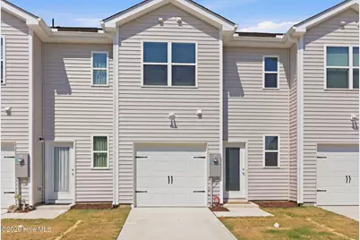 1010 Bayard Wootten Way, New Bern, NC 28562 - Photo 1