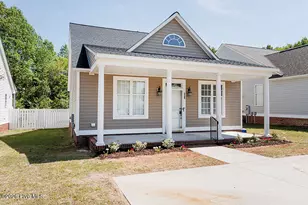 421 Davis Farm Dr, Nashville, NC 27856 - Photo 1