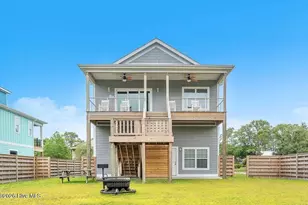 602 E Yacht Dr, Oak Island, NC 28465 - Photo 1
