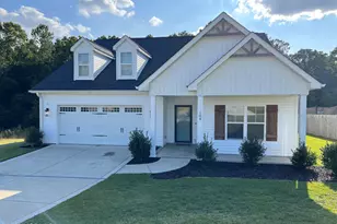 104 Woodford Ln, Vass, NC 28394 - Photo 1