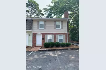 487 N Ashe Street, Southern Pines, NC 28387 - Photo 1