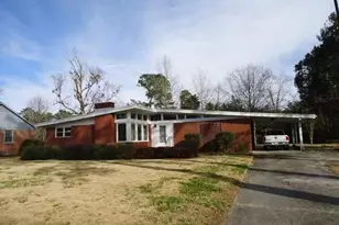 900 Vernon Dr, Jacksonville, NC 28540 - Photo 1