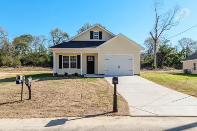 629 Clary Street, Thomson, GA 30824 - Photo 1