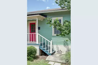 536 E Gordon Lane, Savannah, GA 31401 - Photo 1