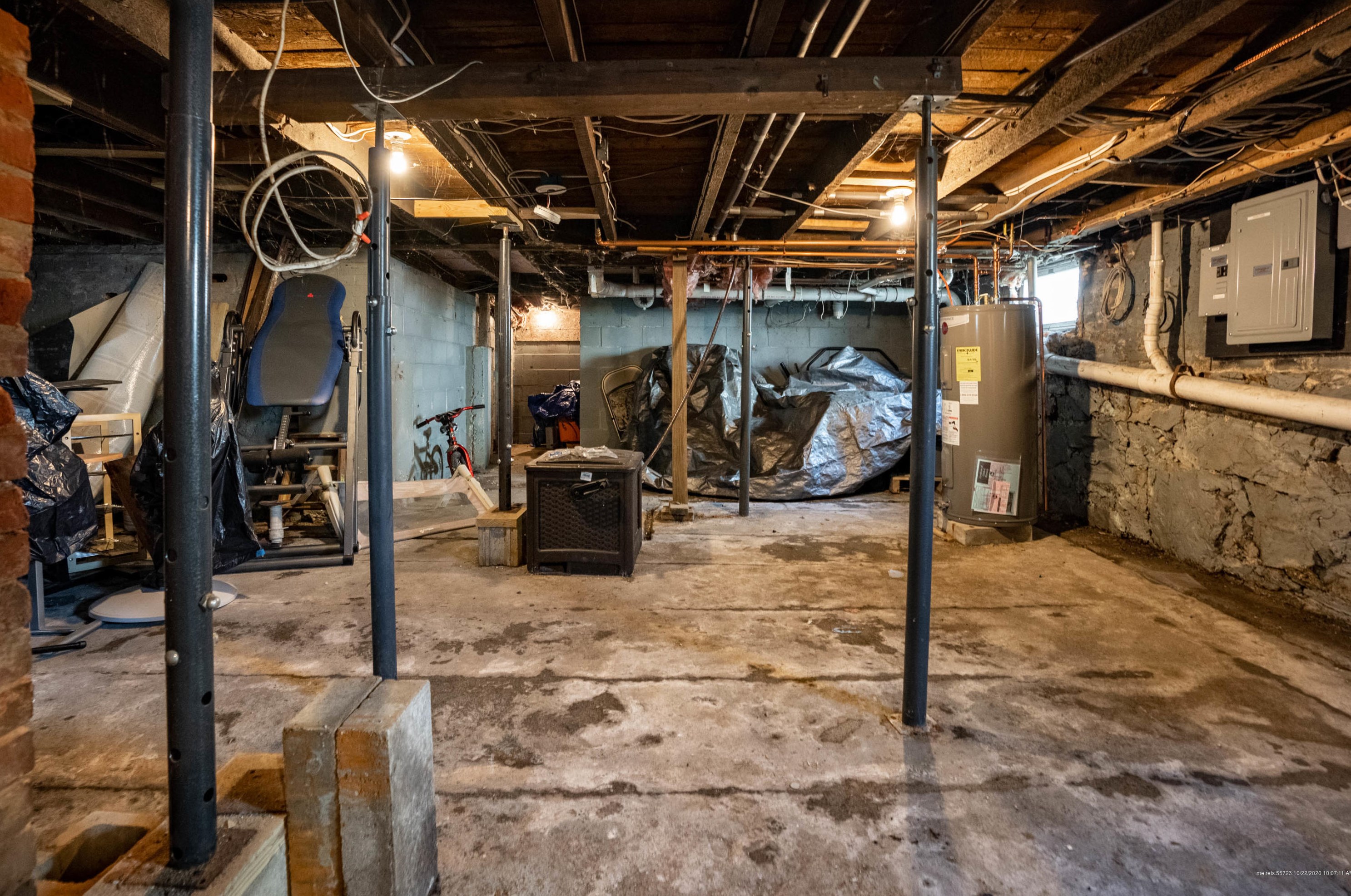 54 Irving St, Portland ME 04103-3403 exterior