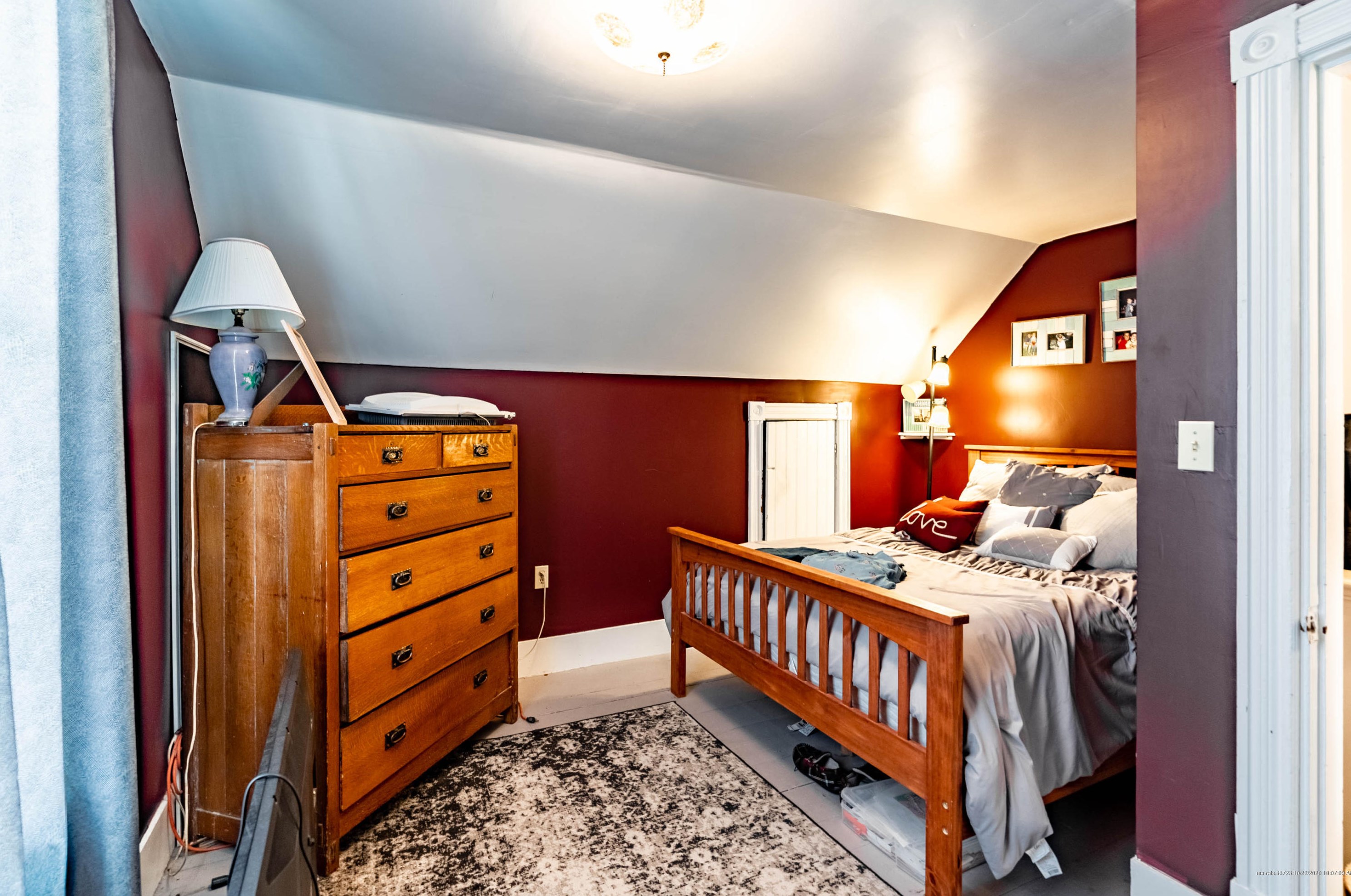 54 Irving St, Portland ME 04103-3403 exterior