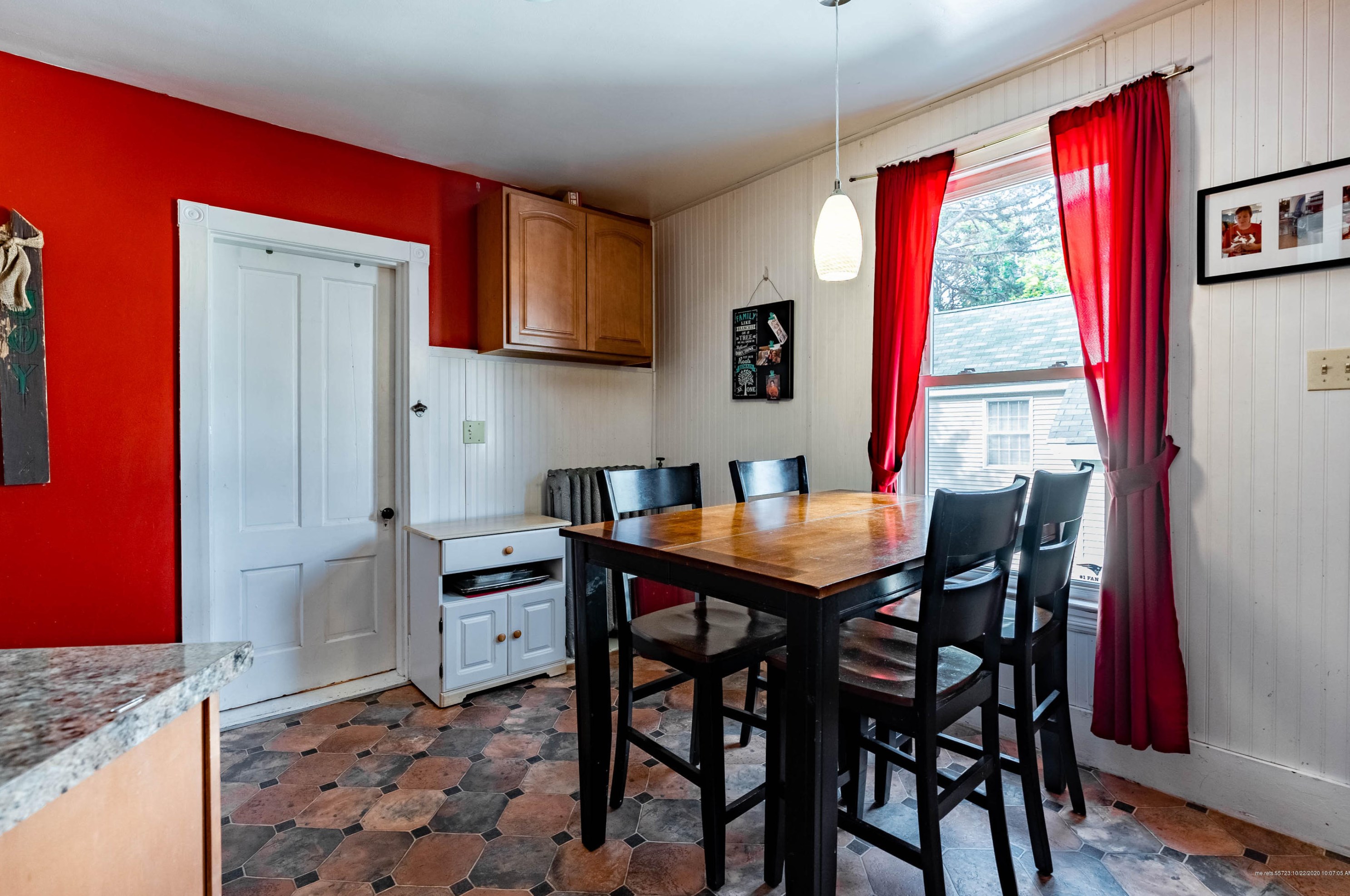 54 Irving St, Portland ME 04103-3403 exterior