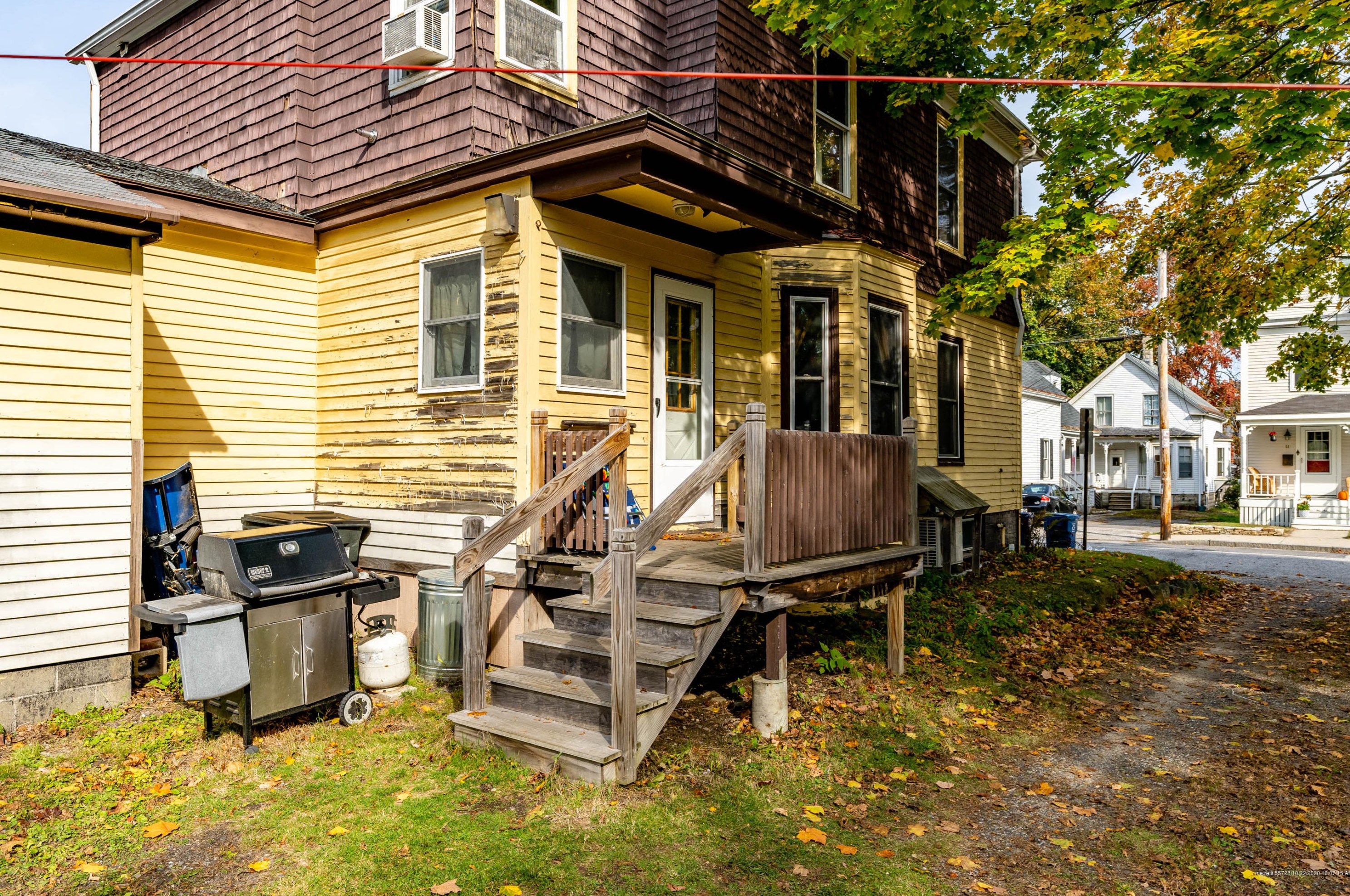 54 Irving St, Portland ME 04103-3403 exterior