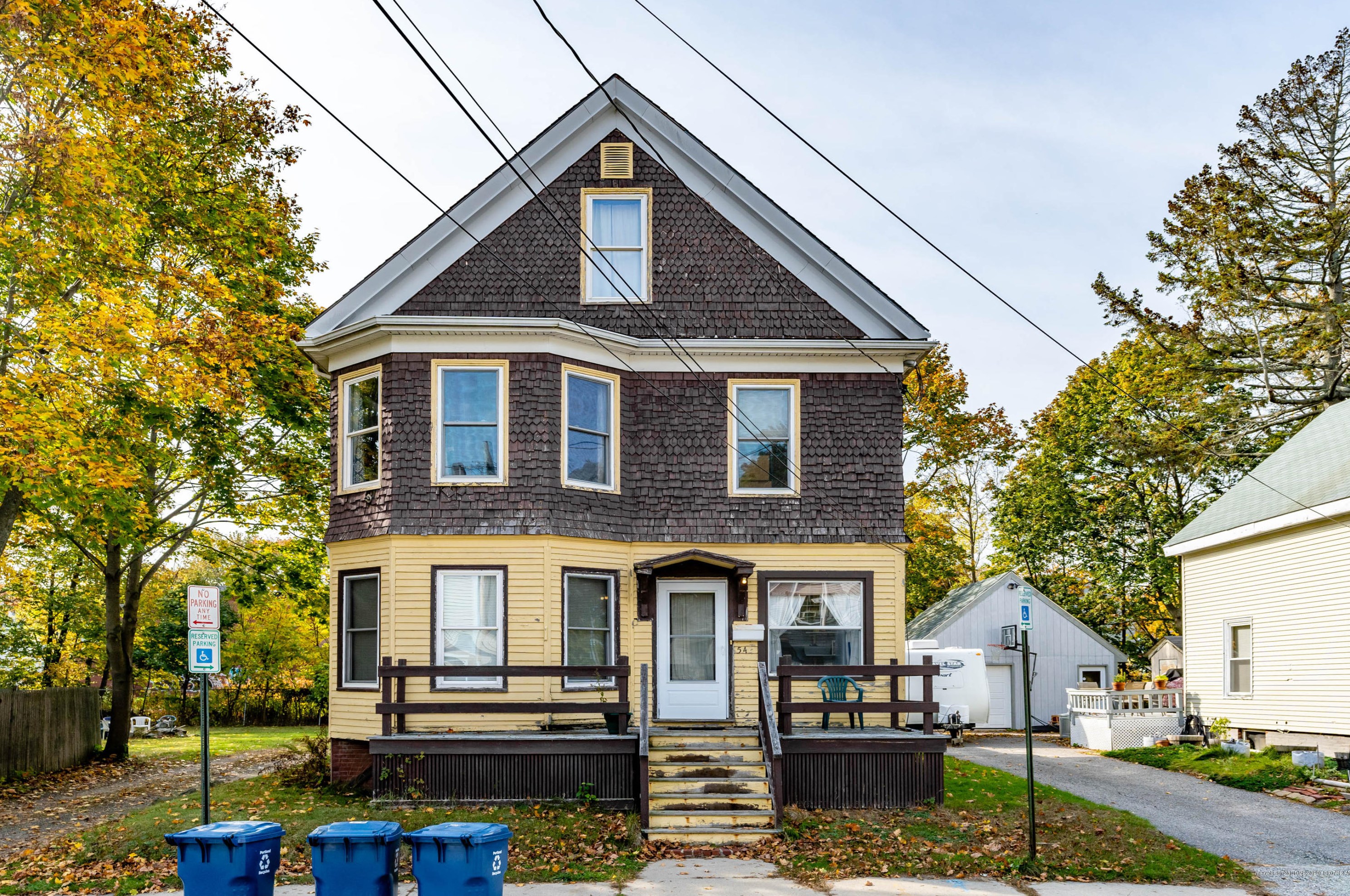 54 Irving St, Portland ME 04103-3403 exterior