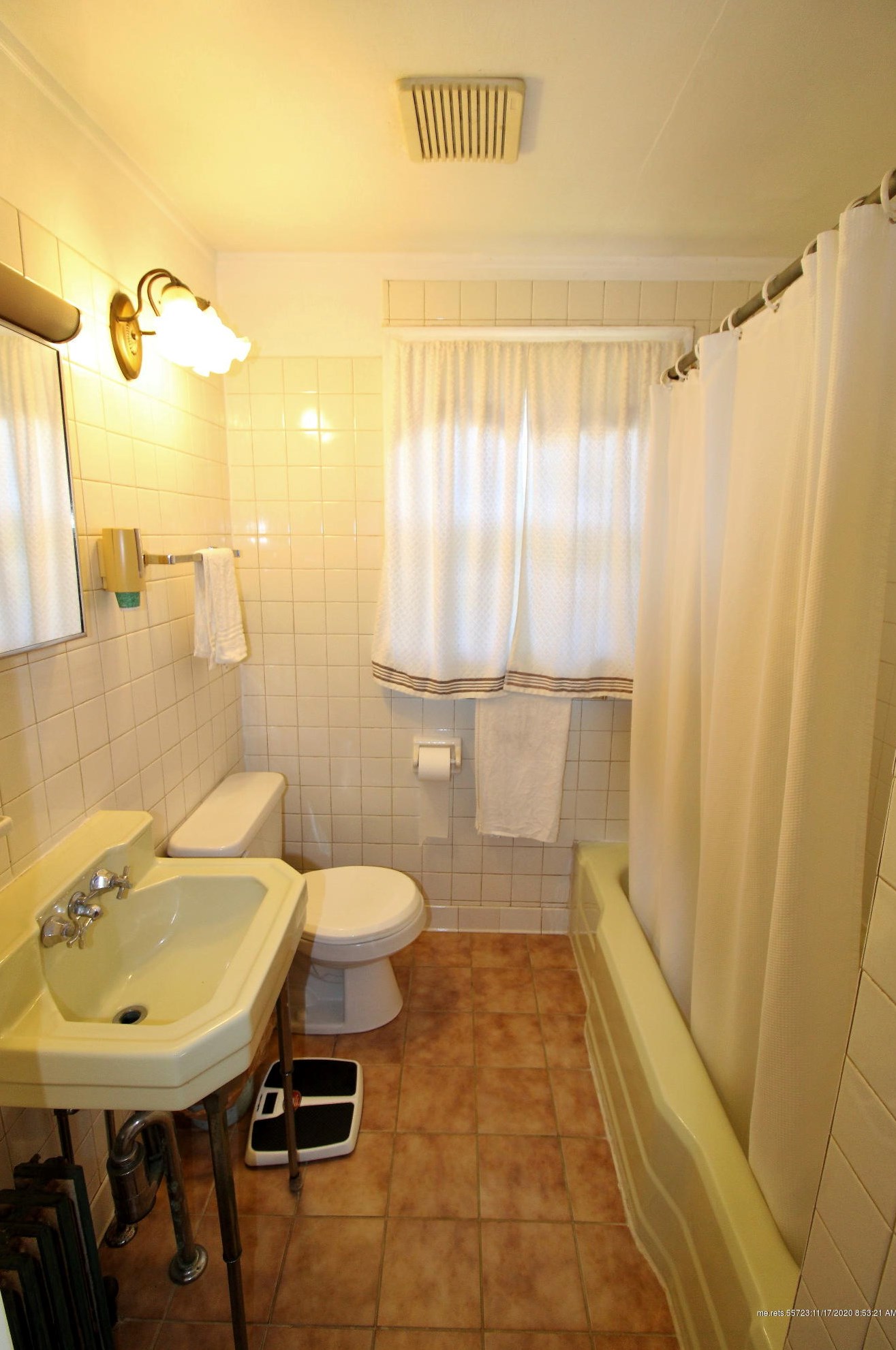 511 Davis Rd, Durham ME 04222-5142 exterior