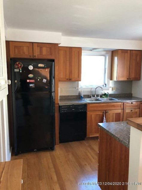 75 York St, Kennebunk ME  04043-7145 exterior