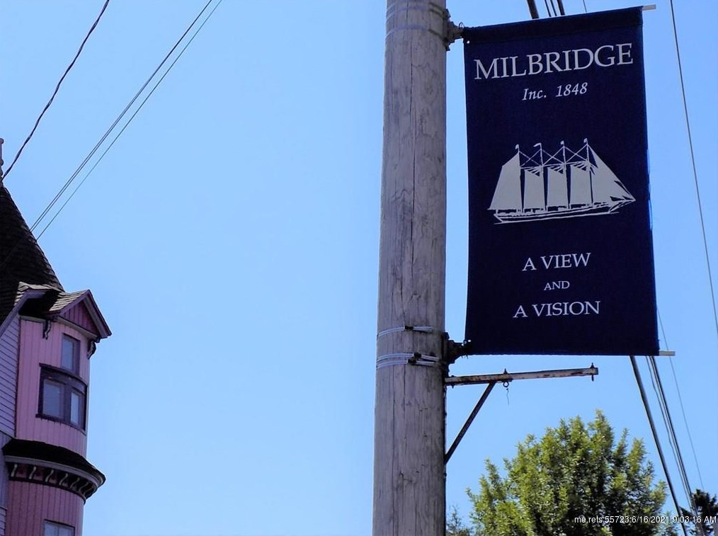 70 Main St, Milbridge ME  04658-3511 exterior