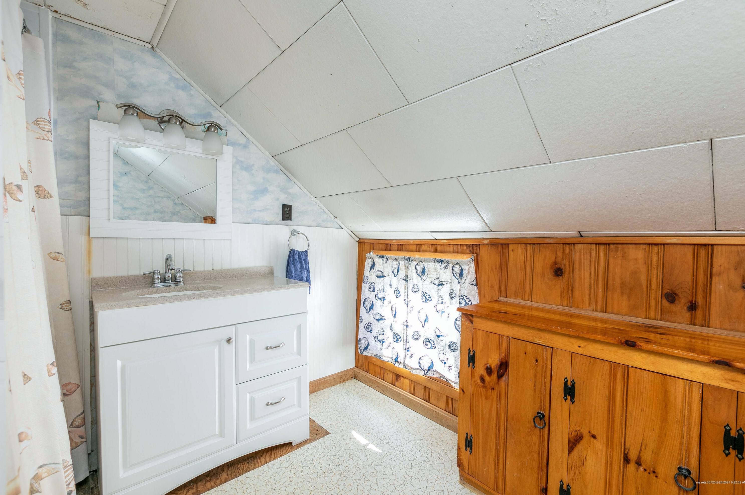 71 Brigham St, Portland ME 04106-3409 exterior