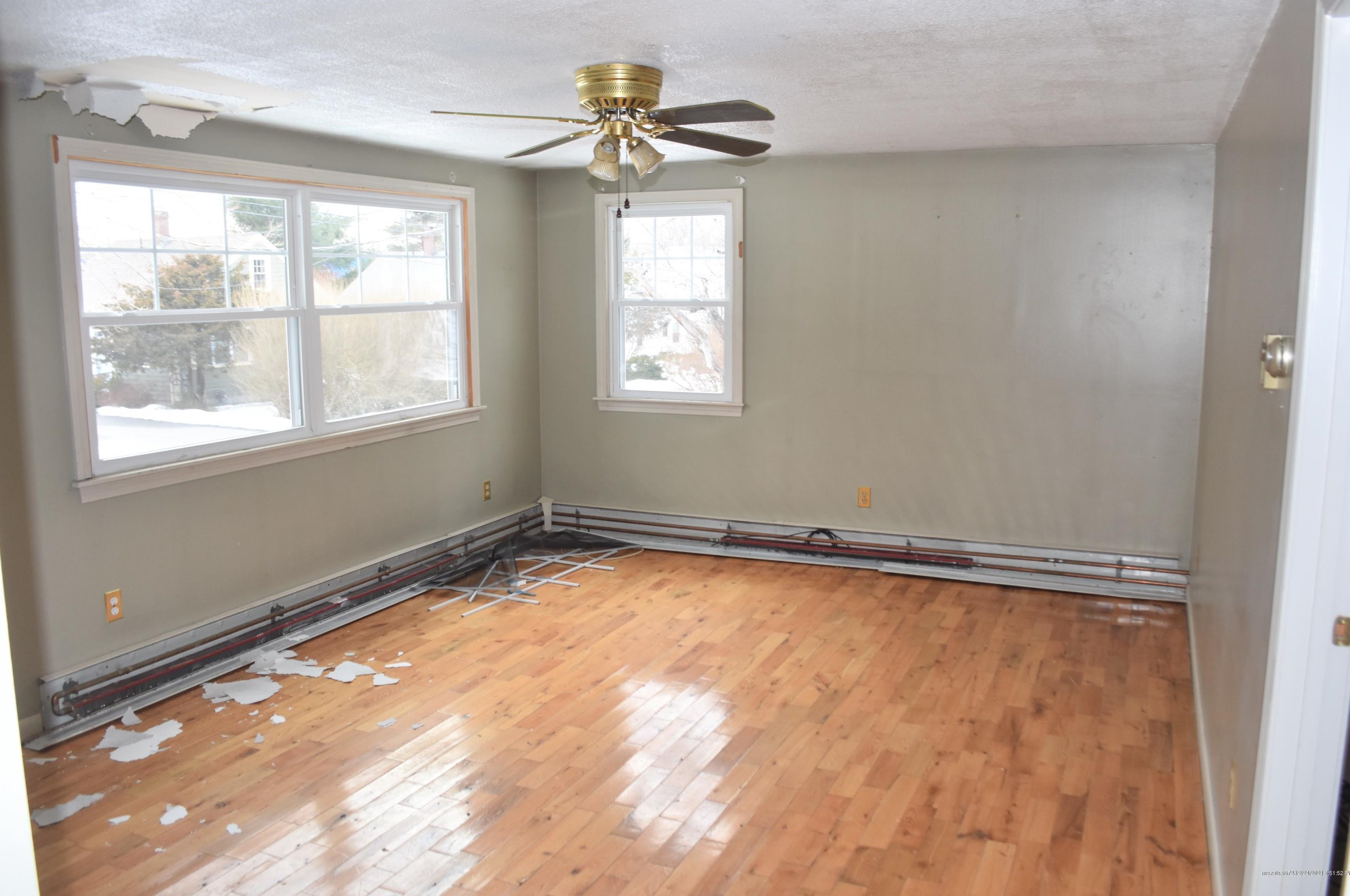 25 Smith, Portland ME 04106-2238 exterior