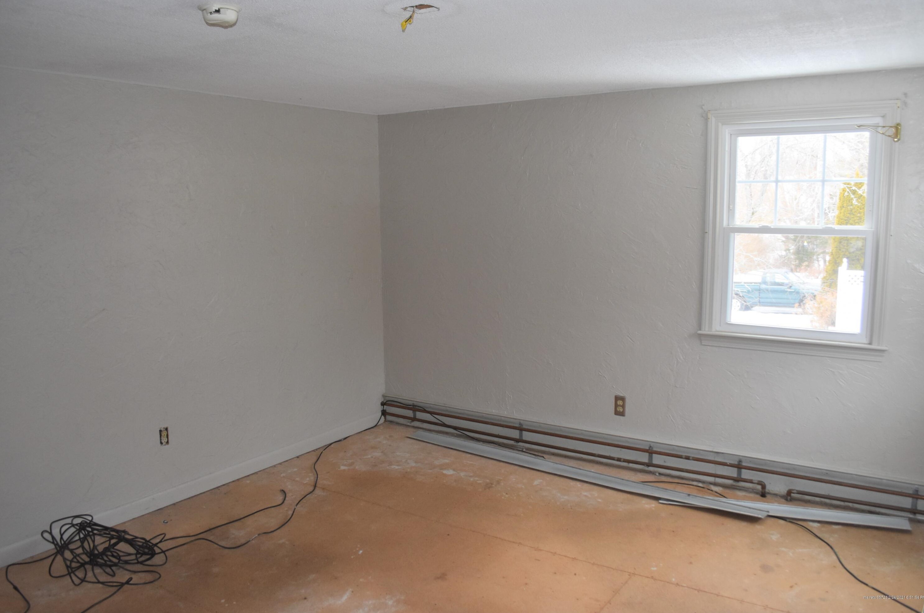 25 Smith, Portland ME 04106-2238 exterior