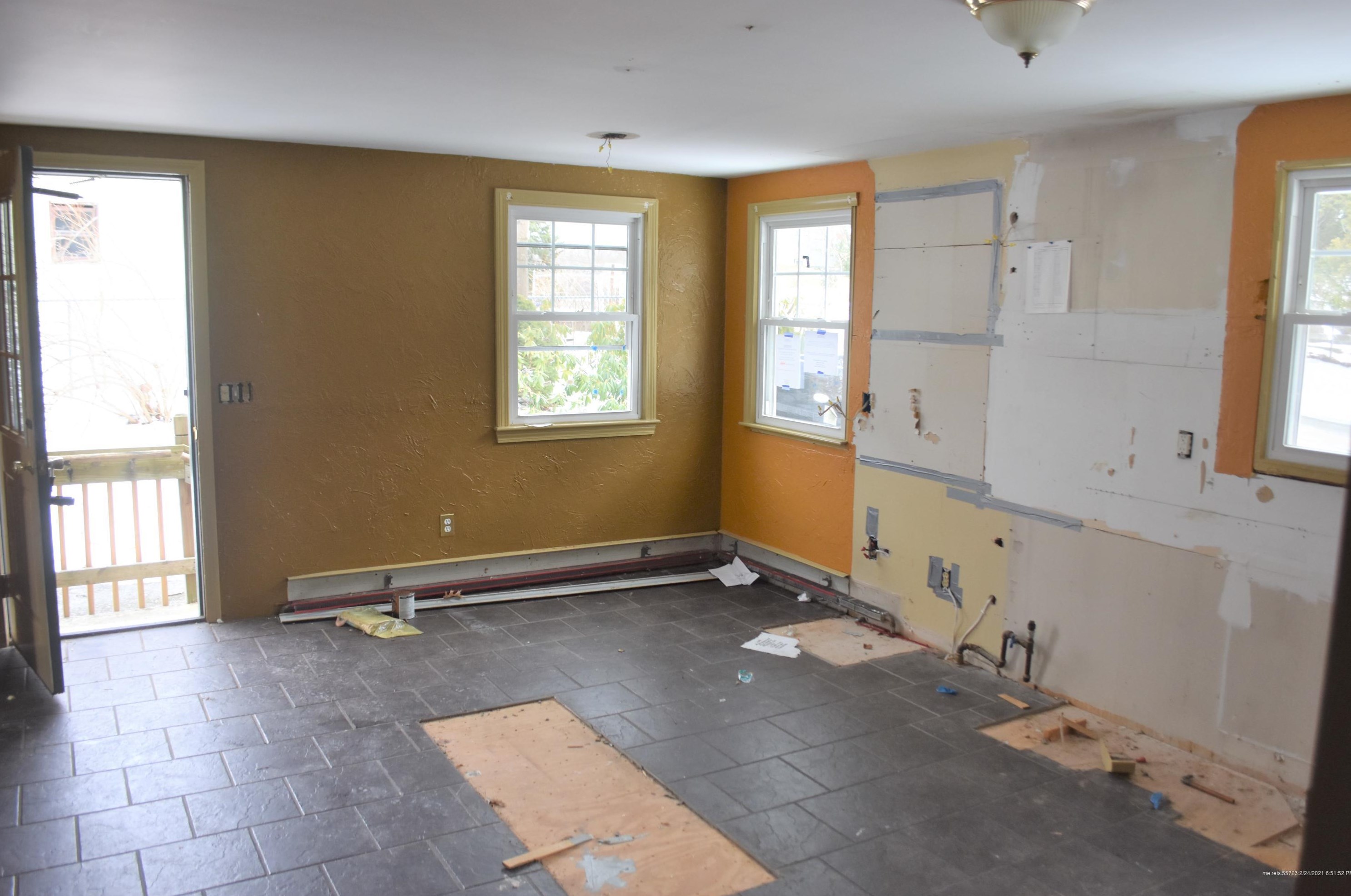 25 Smith, Portland ME 04106-2238 exterior