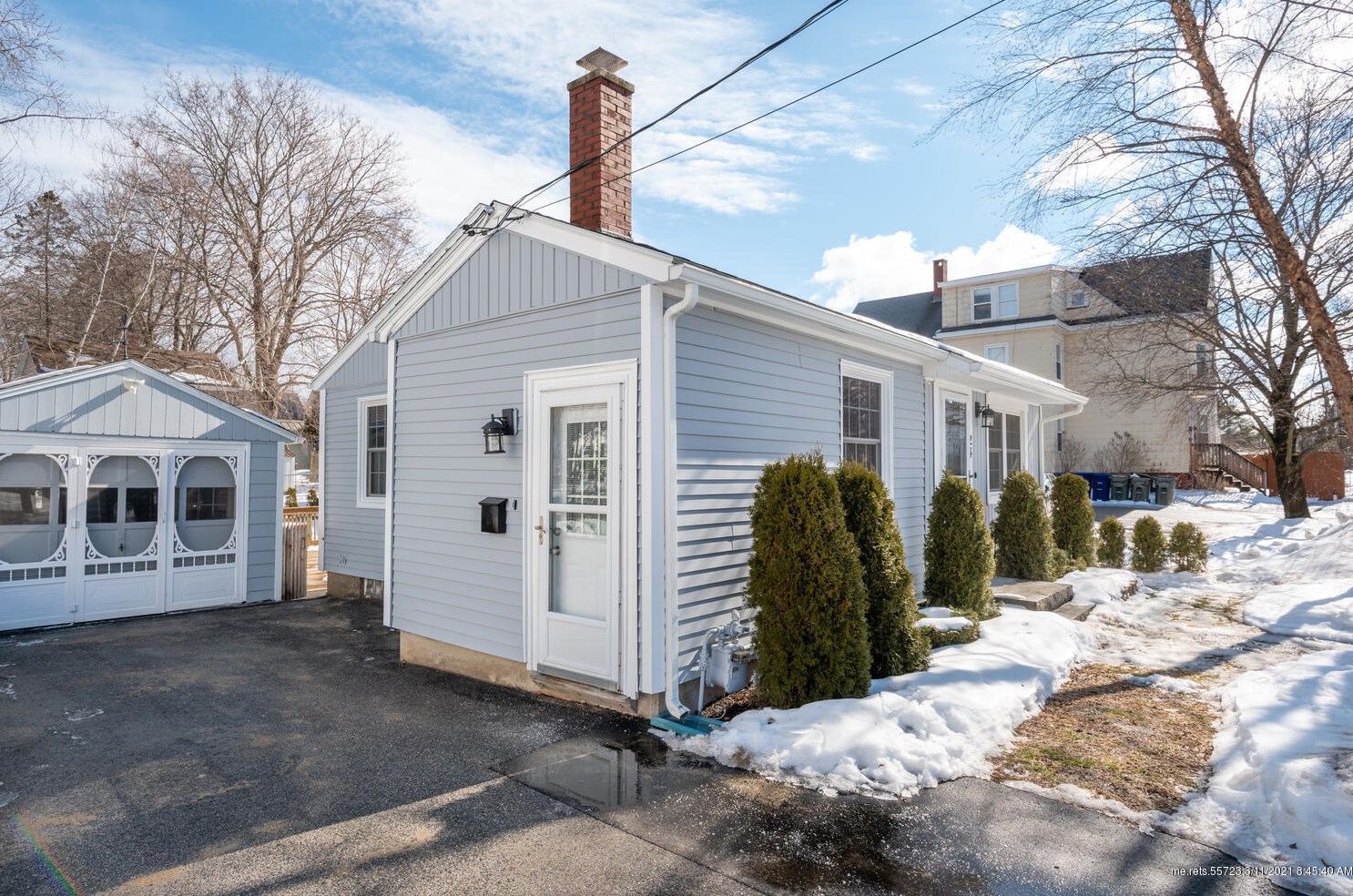 24 Latham St, Portland ME  04106-4224 exterior