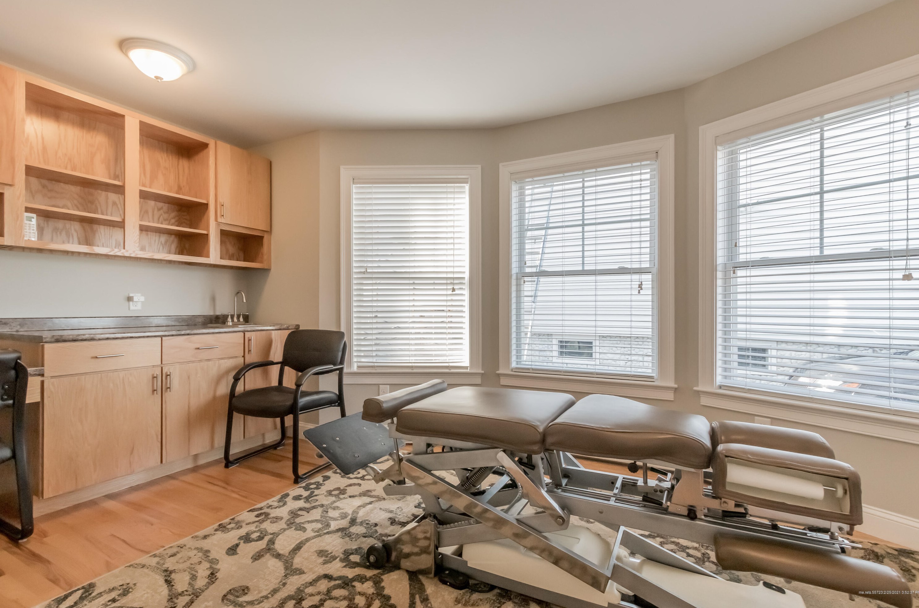 552 Main St, Portland ME 04106-5403 exterior