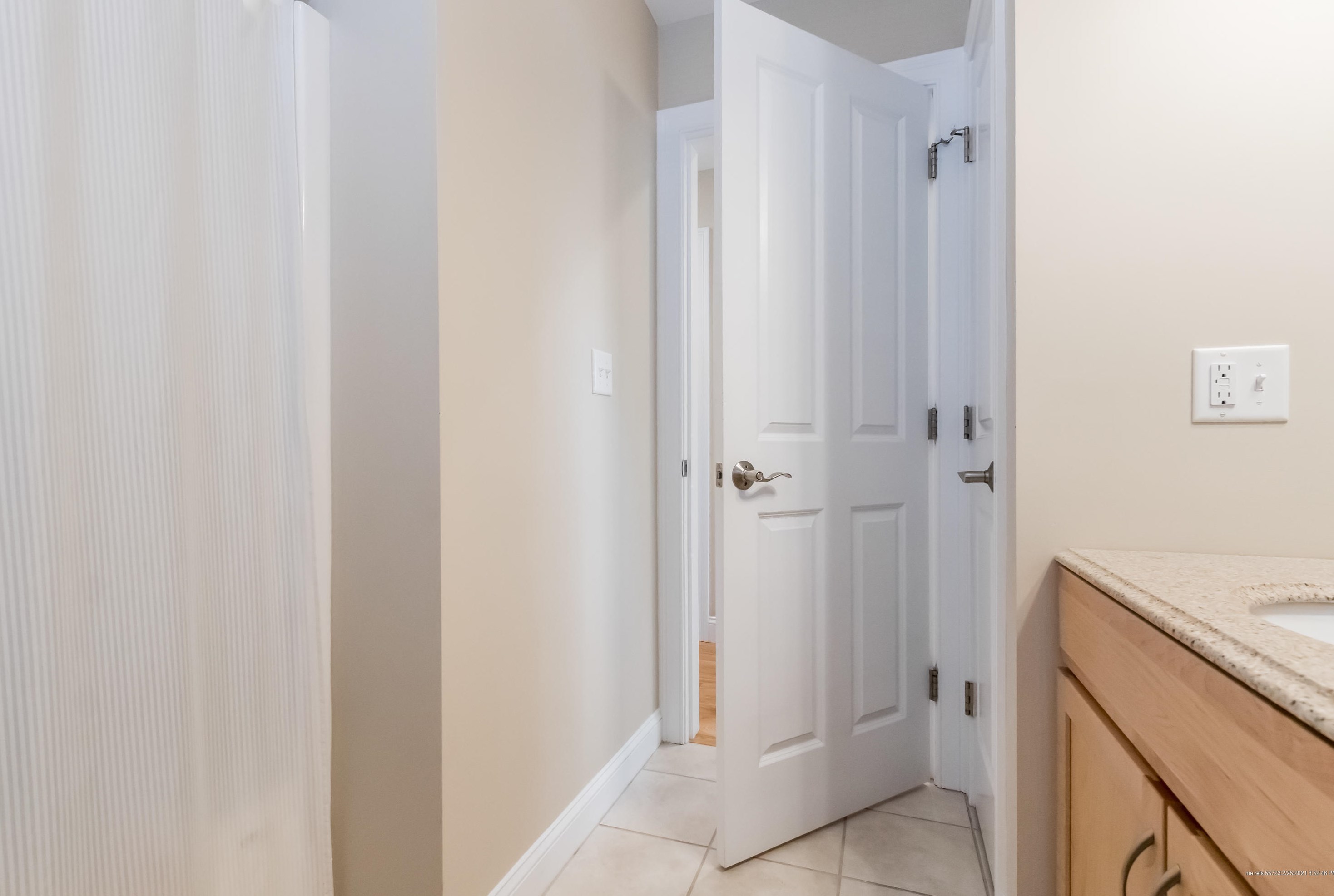 552 Main St, Portland ME 04106-5403 exterior