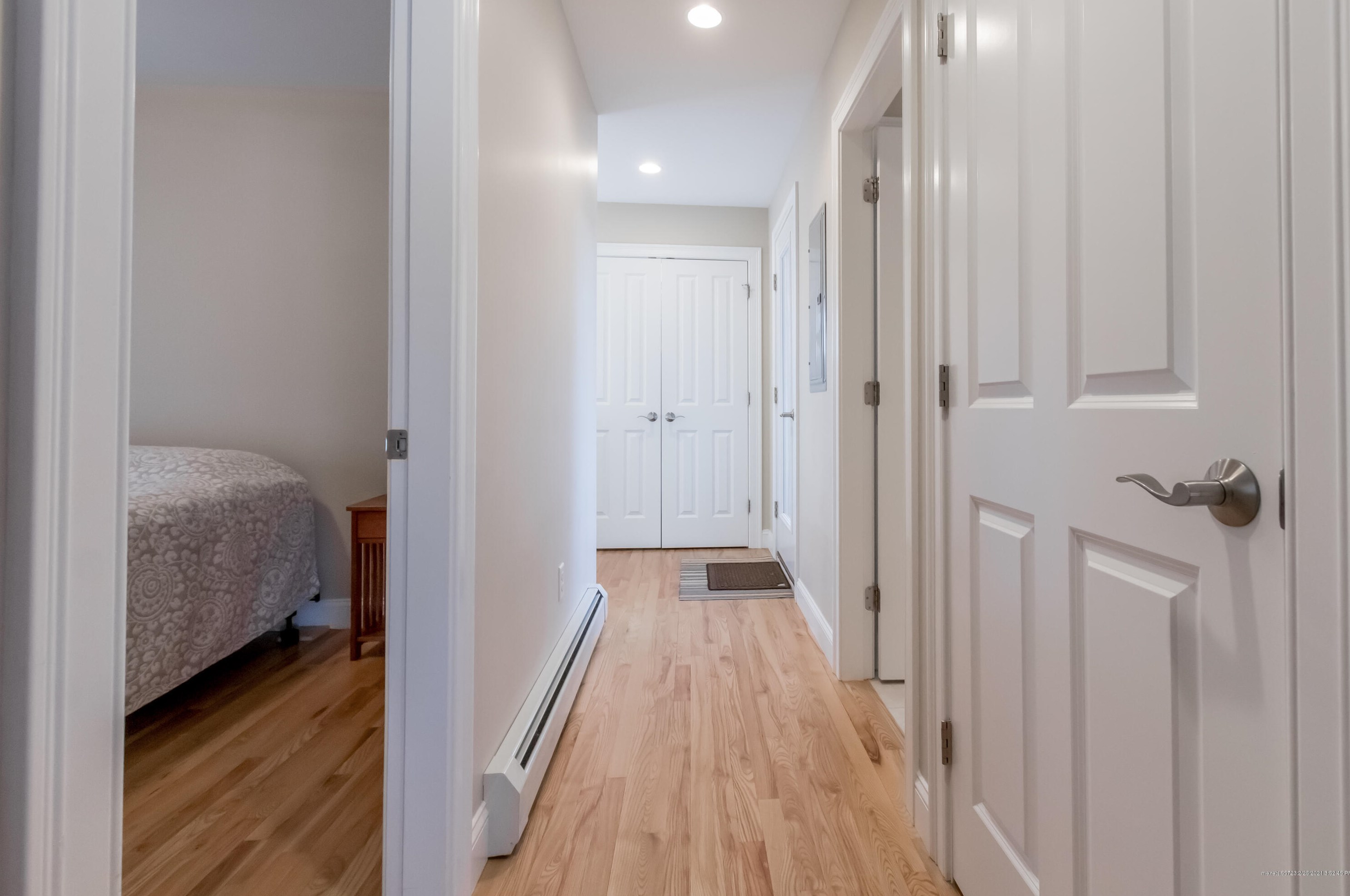 552 Main St, Portland ME 04106-5403 exterior