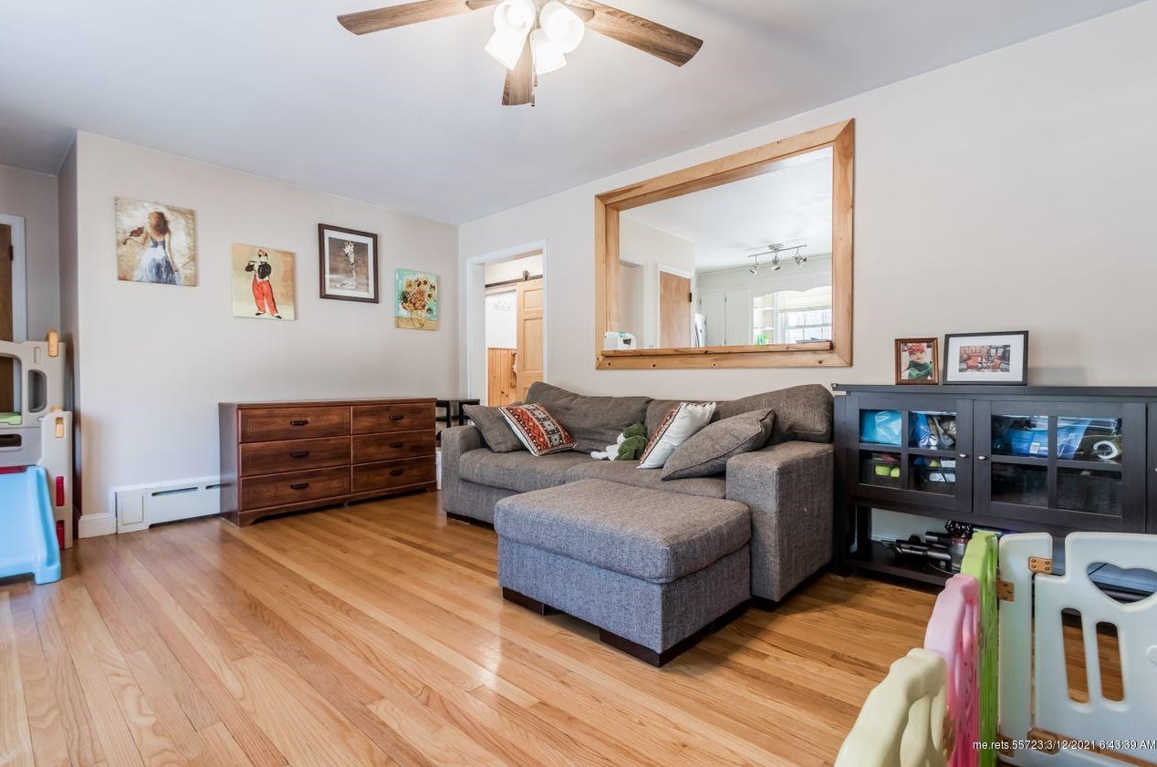 526 Roosevelt Trl, Windham ME 04062-4816 exterior