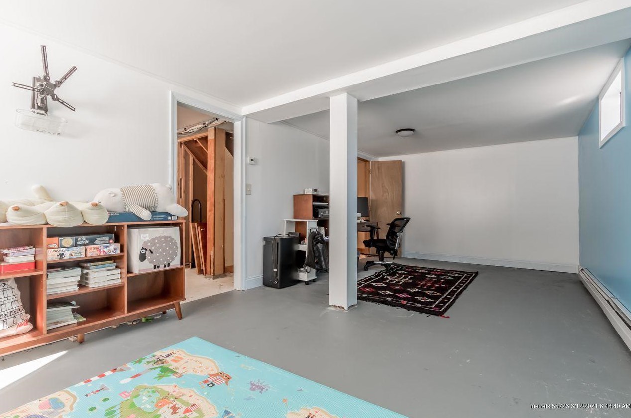 526 Roosevelt Trl, Windham ME 04062-4816 exterior