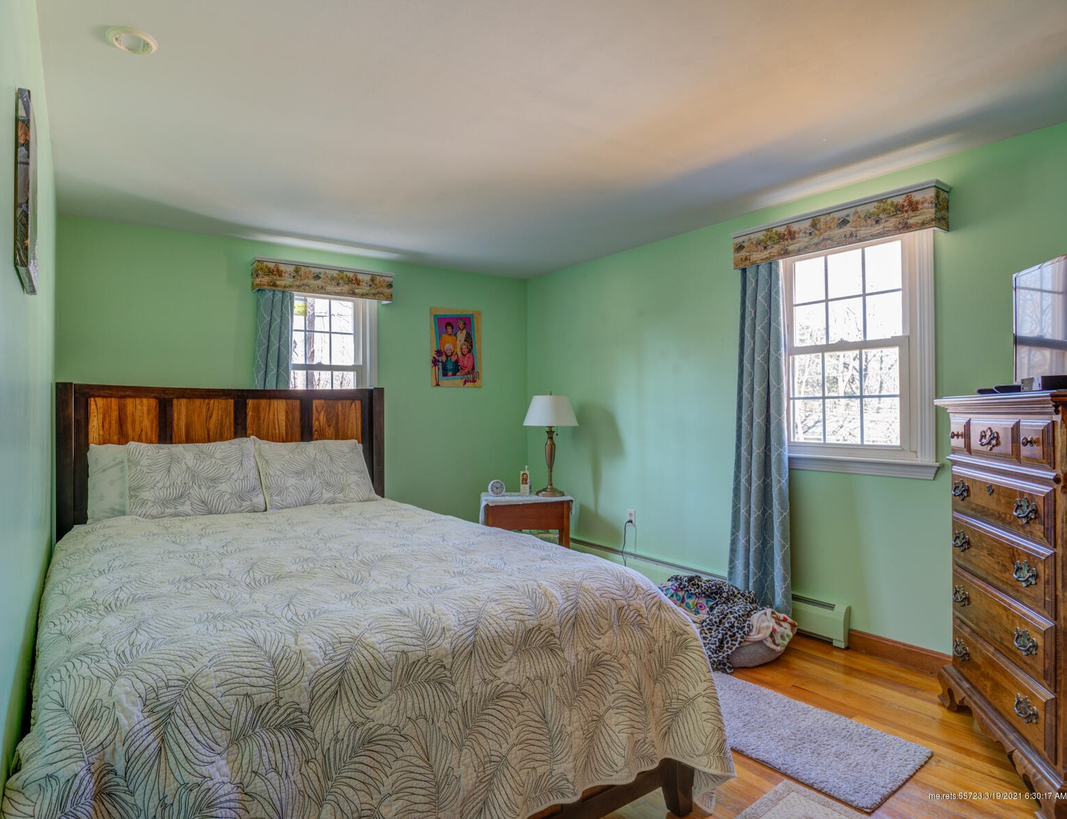 92 Woodvale St, Portland ME 04102-1324 exterior