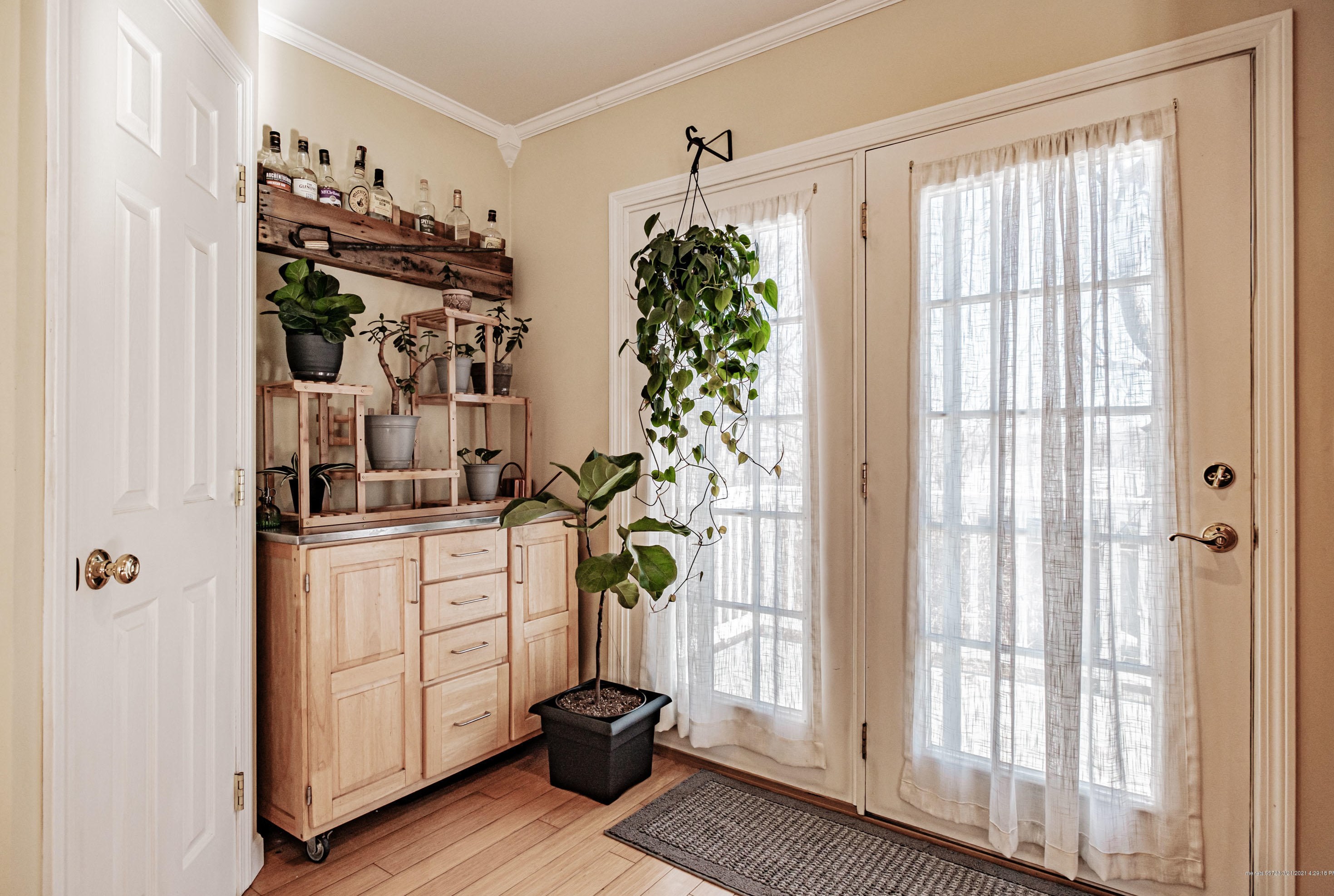 70 Ridgeland Ave, Portland ME 04106-4126 exterior