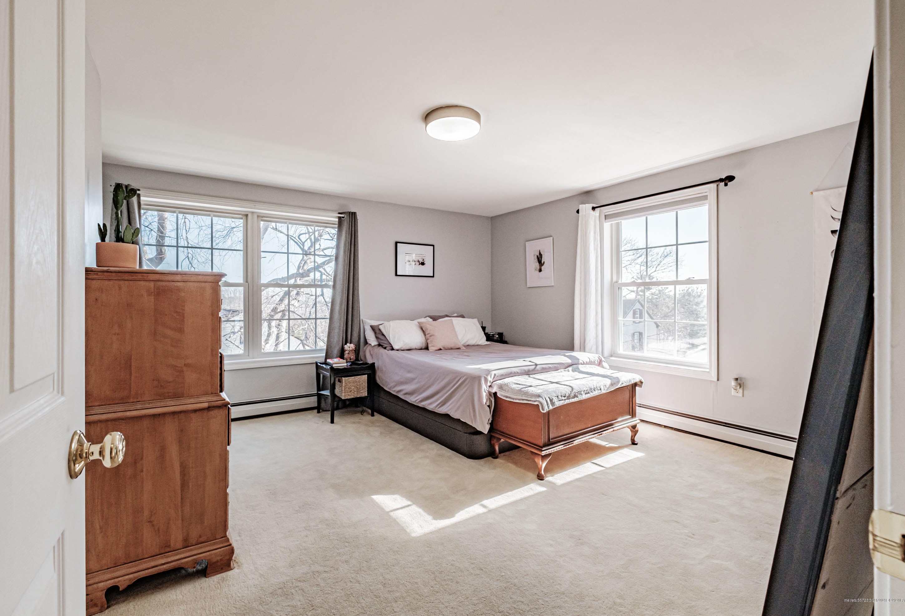 70 Ridgeland Ave, Portland ME 04106-4126 exterior