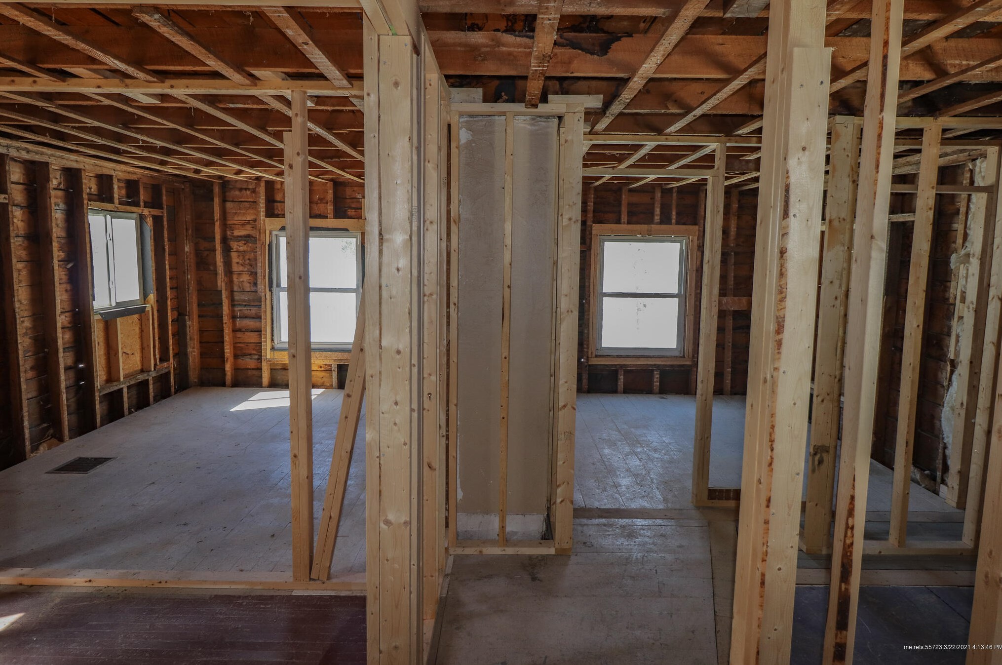 20 Dolloff St, Peru ME  04290-3011 exterior