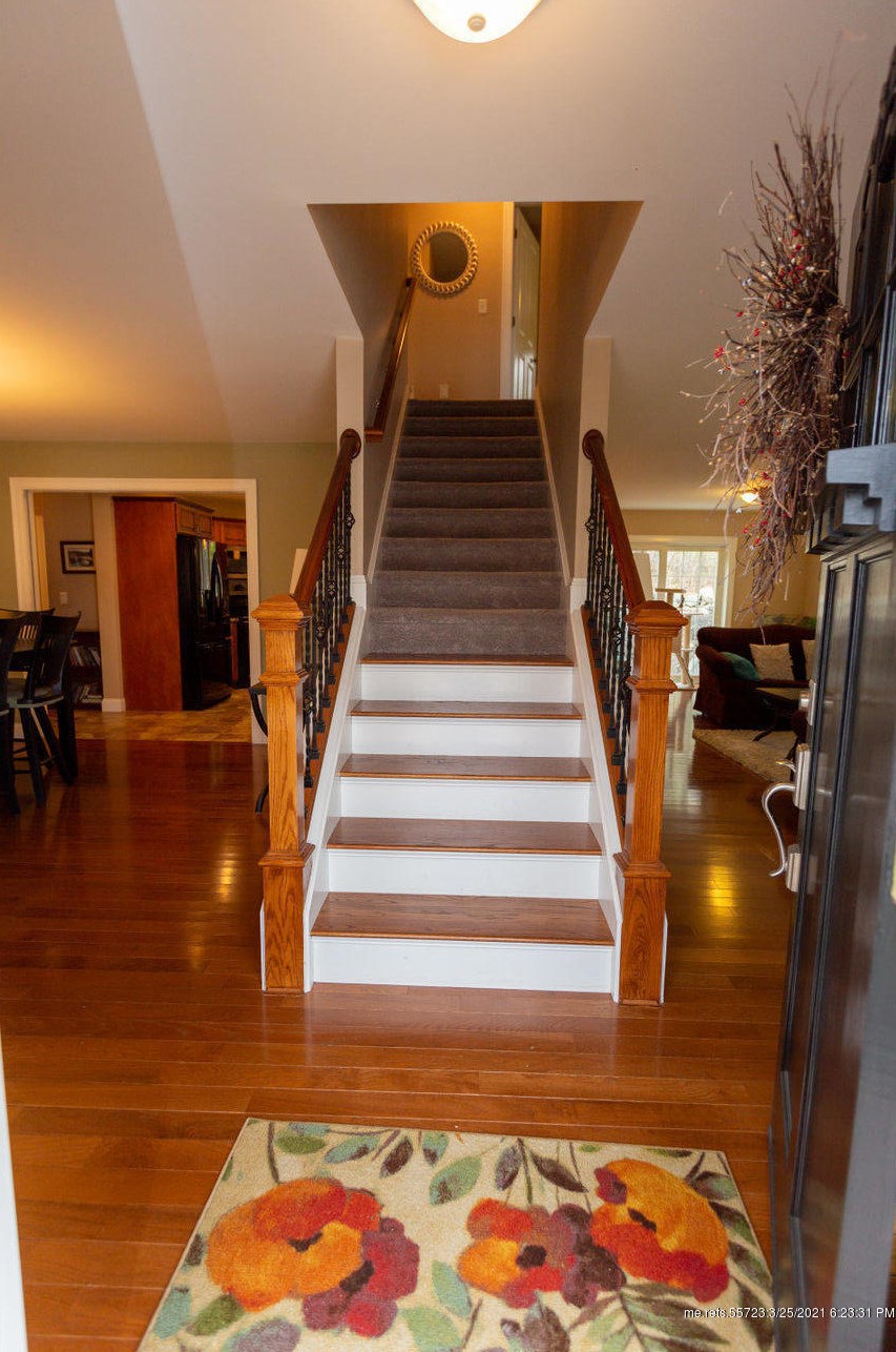 39 Liberty Way, Portland ME  04103-3954 exterior