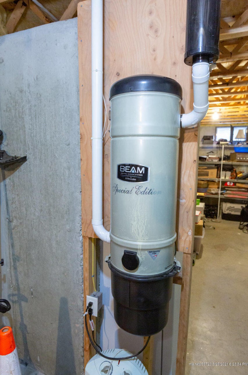 39 Liberty Way, Portland ME  04103-3954 exterior