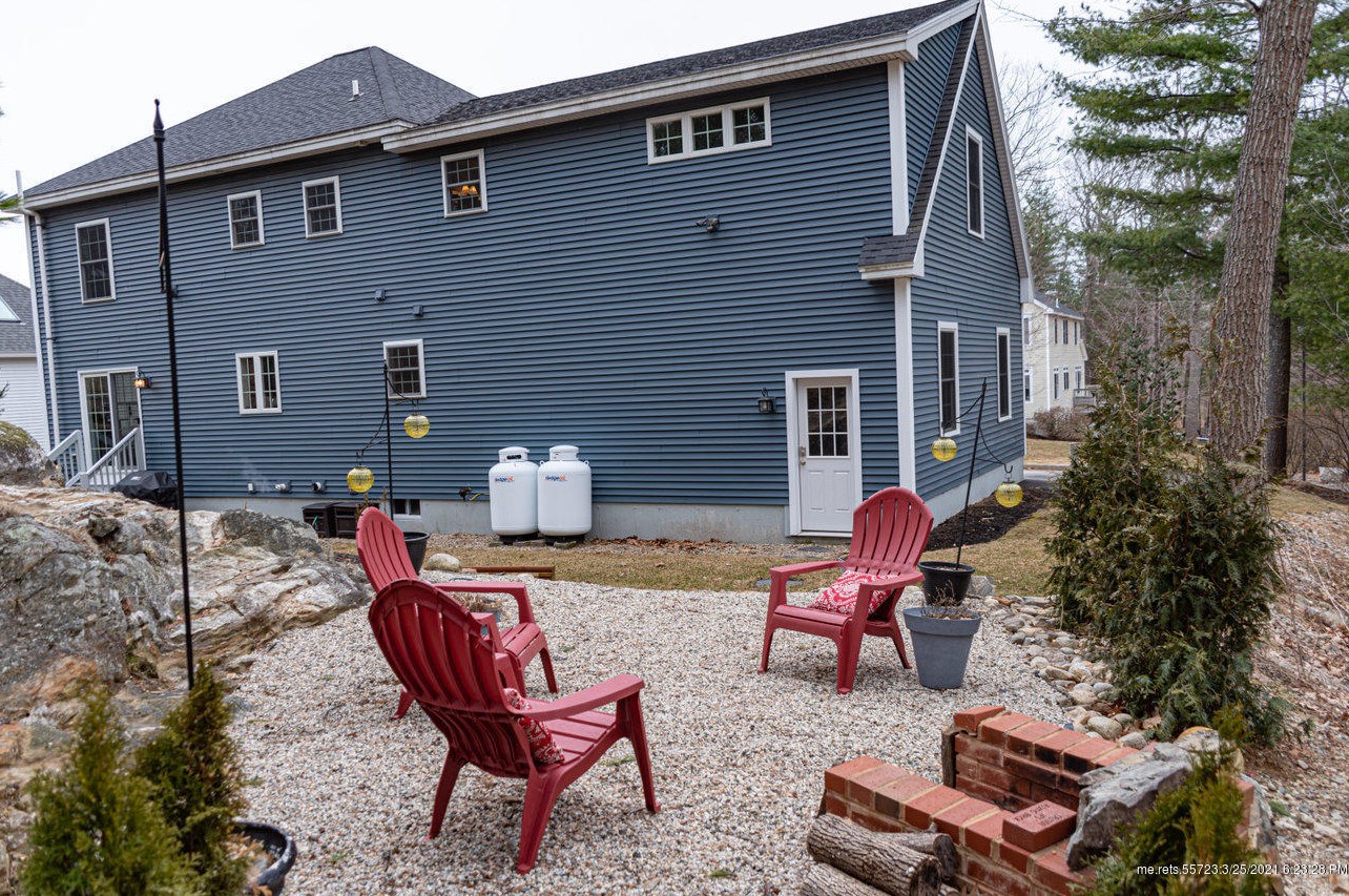 39 Liberty Way, Portland ME  04103-3954 exterior