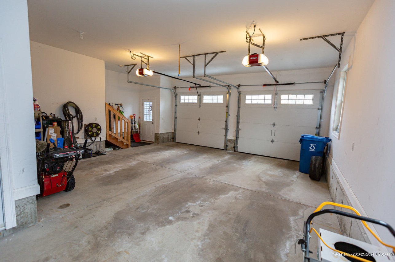 39 Liberty Way, Portland ME  04103-3954 exterior