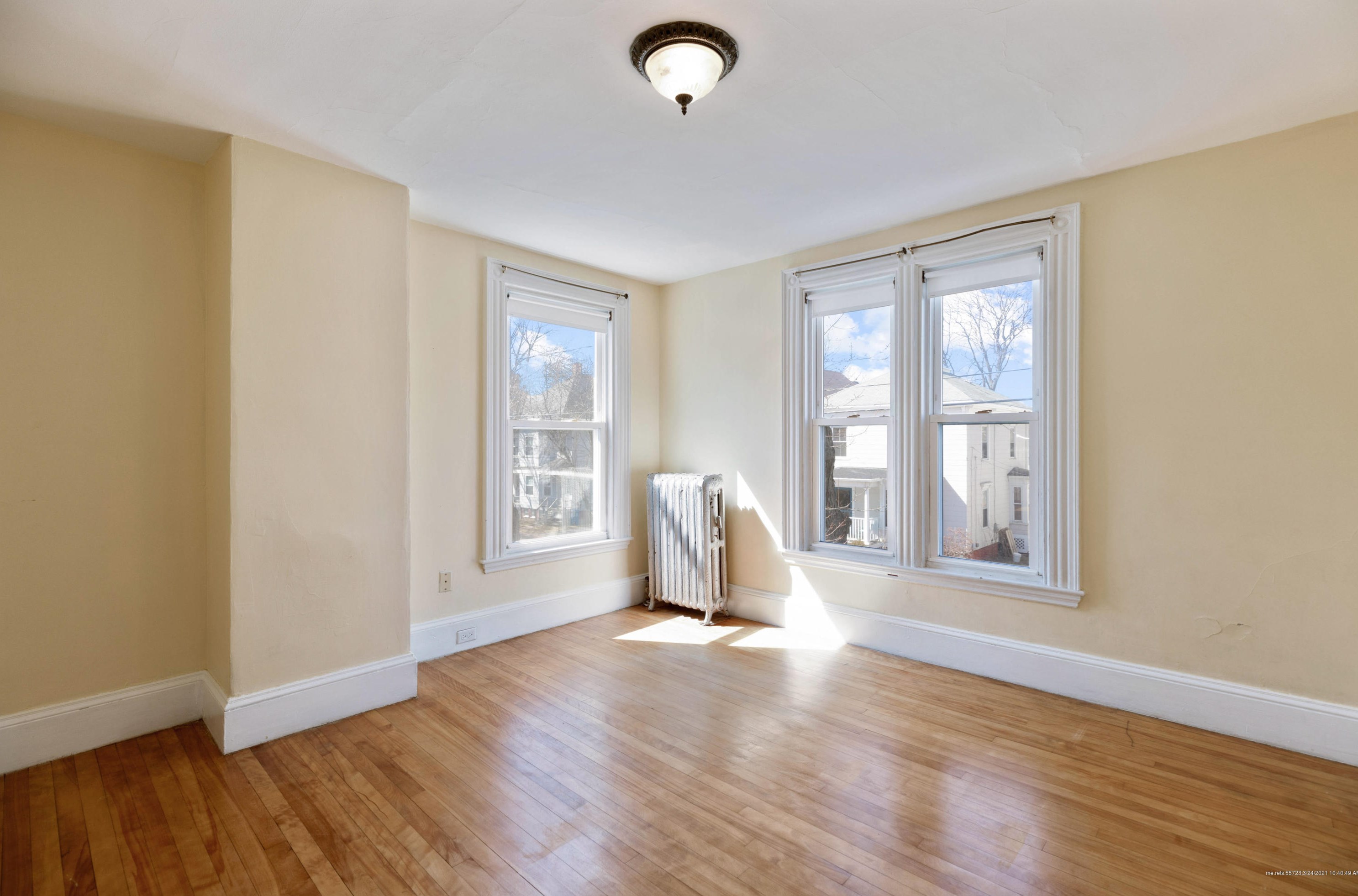 36 Pitt St, Portland ME  04105-1618 exterior