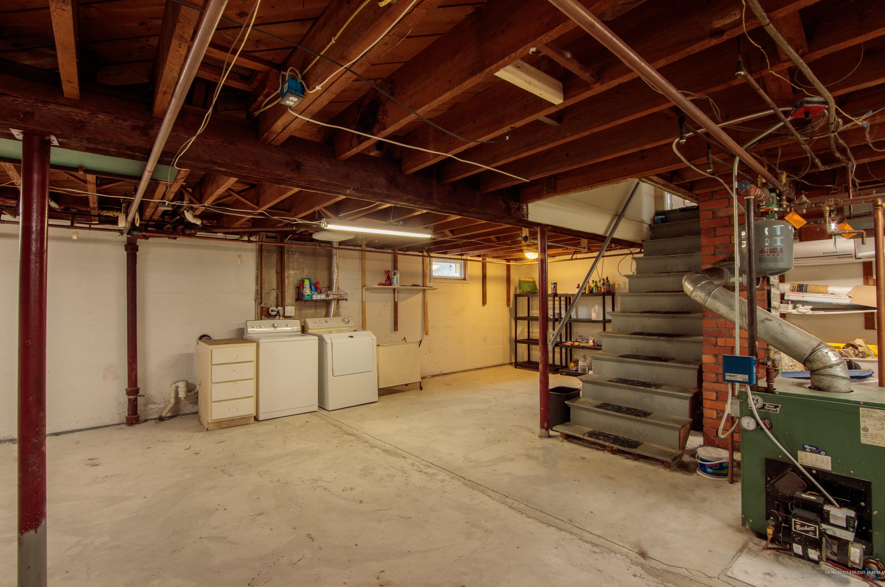 27 Lemist St, Bangor ME  04401-3432 exterior